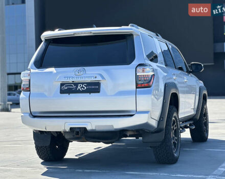 Серый Тойота 4Раннер, объемом двигателя 3.96 л и пробегом 147 тыс. км за 35900 $, фото 6 на Automoto.ua