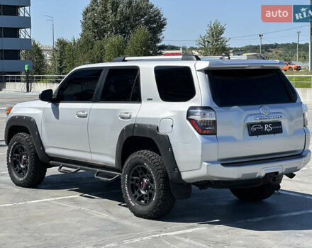 Серый Тойота 4Раннер, объемом двигателя 3.96 л и пробегом 147 тыс. км за 35900 $, фото 8 на Automoto.ua