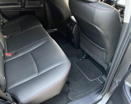 Серый Тойота 4Раннер, объемом двигателя 4 л и пробегом 78 тыс. км за 38500 $, фото 6 на Automoto.ua