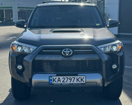 Серый Тойота 4Раннер, объемом двигателя 3.96 л и пробегом 27 тыс. км за 43000 $, фото 3 на Automoto.ua