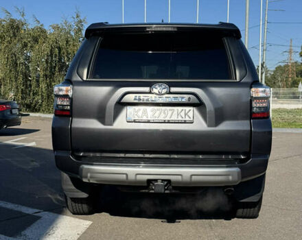 Серый Тойота 4Раннер, объемом двигателя 3.96 л и пробегом 27 тыс. км за 43000 $, фото 2 на Automoto.ua