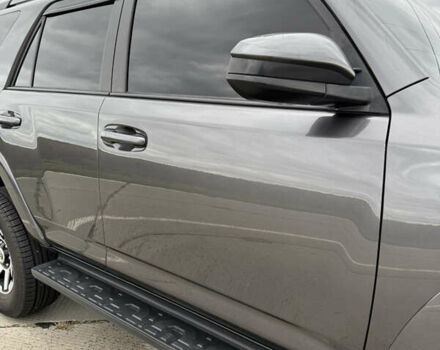 Сірий Тойота 4Раннер, об'ємом двигуна 3.96 л та пробігом 108 тис. км за 33700 $, фото 17 на Automoto.ua