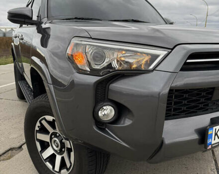Сірий Тойота 4Раннер, об'ємом двигуна 3.96 л та пробігом 108 тис. км за 33700 $, фото 15 на Automoto.ua
