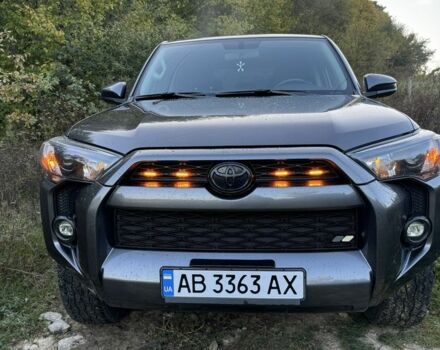 Сірий Тойота 4Раннер, об'ємом двигуна 4 л та пробігом 270 тис. км за 23500 $, фото 1 на Automoto.ua