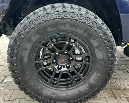 Синий Тойота 4Раннер, объемом двигателя 3.96 л и пробегом 223 тыс. км за 31500 $, фото 7 на Automoto.ua