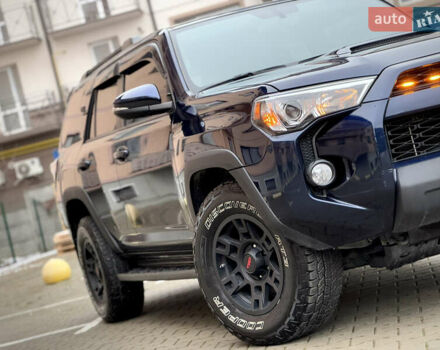 Синий Тойота 4Раннер, объемом двигателя 3.96 л и пробегом 51 тыс. км за 29900 $, фото 8 на Automoto.ua