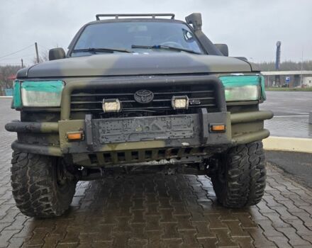 Зеленый Тойота 4Раннер, объемом двигателя 3 л и пробегом 450 тыс. км за 6000 $, фото 4 на Automoto.ua