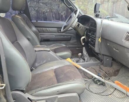 Зеленый Тойота 4Раннер, объемом двигателя 3 л и пробегом 300 тыс. км за 6000 $, фото 6 на Automoto.ua