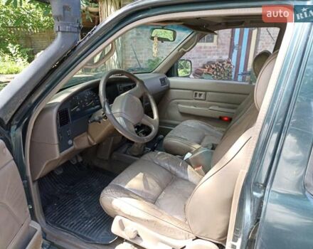 Зеленый Тойота 4Раннер, объемом двигателя 3 л и пробегом 320 тыс. км за 6200 $, фото 7 на Automoto.ua