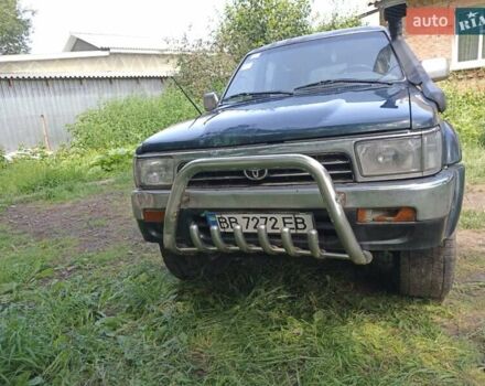 Зеленый Тойота 4Раннер, объемом двигателя 3 л и пробегом 320 тыс. км за 6200 $, фото 1 на Automoto.ua
