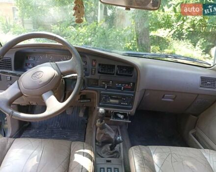 Зеленый Тойота 4Раннер, объемом двигателя 3 л и пробегом 320 тыс. км за 6200 $, фото 6 на Automoto.ua