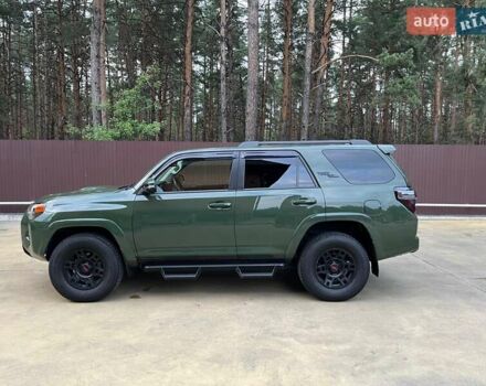 Зеленый Тойота 4Раннер, объемом двигателя 3.96 л и пробегом 70 тыс. км за 37000 $, фото 2 на Automoto.ua