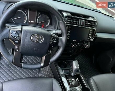 Зеленый Тойота 4Раннер, объемом двигателя 3.96 л и пробегом 70 тыс. км за 37000 $, фото 7 на Automoto.ua