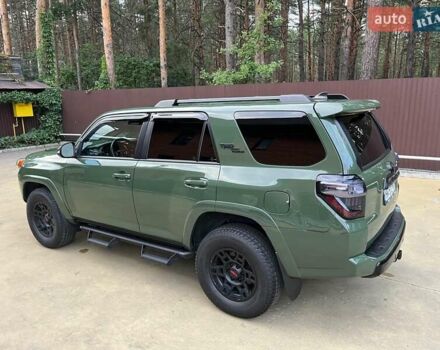 Зеленый Тойота 4Раннер, объемом двигателя 3.96 л и пробегом 70 тыс. км за 37000 $, фото 8 на Automoto.ua