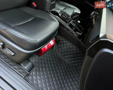 Зеленый Тойота 4Раннер, объемом двигателя 3.96 л и пробегом 70 тыс. км за 37000 $, фото 9 на Automoto.ua