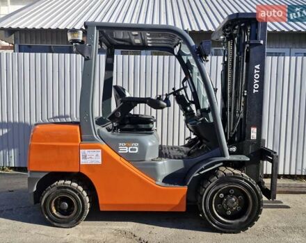 Красный Тойота 52-8FDF30, объемом двигателя 2.4 л и пробегом 4 тыс. км за 22625 $, фото 5 на Automoto.ua