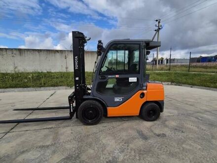 Оранжевый Тойота 52-8FDF30, объемом двигателя 2.5 л и пробегом 3 тыс. км за 18393 $, фото 1 на Automoto.ua