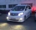 Белый Тойота Алфард, объемом двигателя 2.4 л и пробегом 180 тыс. км за 16000 $, фото 2 на Automoto.ua