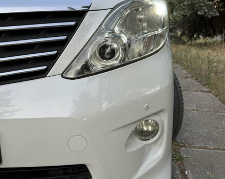 Белый Тойота Алфард, объемом двигателя 2.4 л и пробегом 85 тыс. км за 14900 $, фото 23 на Automoto.ua