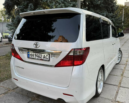 Белый Тойота Алфард, объемом двигателя 2.4 л и пробегом 85 тыс. км за 14900 $, фото 11 на Automoto.ua