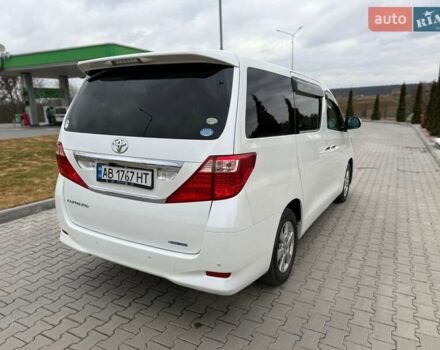 Тойота Алфард 2010 в Виннице на Automoto.ua Белый Тойота Алфард, объемом двигателя 2.4 л и пробегом 183 тыс. км за 13900 $, фото 3 на Automoto.ua