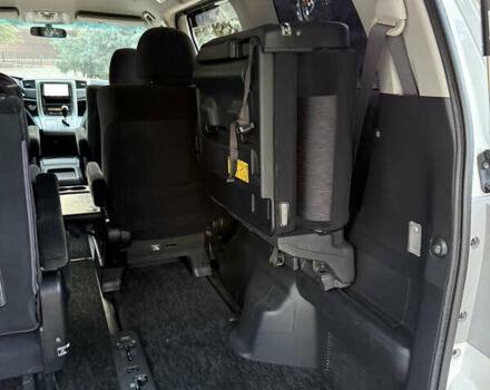 Белый Тойота Алфард, объемом двигателя 2.4 л и пробегом 85 тыс. км за 14900 $, фото 83 на Automoto.ua