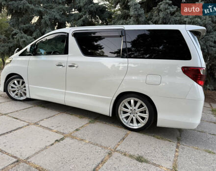 Белый Тойота Алфард, объемом двигателя 2.4 л и пробегом 85 тыс. км за 14900 $, фото 33 на Automoto.ua