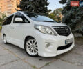 Белый Тойота Алфард, объемом двигателя 2.4 л и пробегом 85 тыс. км за 14900 $, фото 18 на Automoto.ua