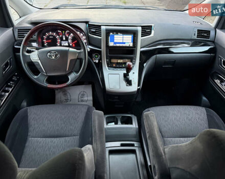 Белый Тойота Алфард, объемом двигателя 2.4 л и пробегом 85 тыс. км за 14900 $, фото 47 на Automoto.ua