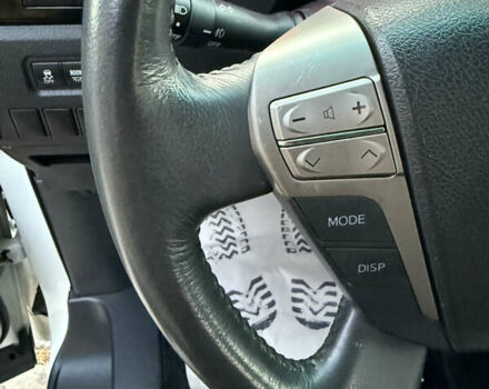 Белый Тойота Алфард, объемом двигателя 2.4 л и пробегом 85 тыс. км за 14900 $, фото 55 на Automoto.ua