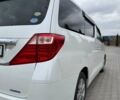 Тойота Алфард 2010 в Виннице на Automoto.ua Белый Тойота Алфард, объемом двигателя 2.4 л и пробегом 183 тыс. км за 13900 $, фото 7 на Automoto.ua