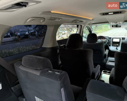 Белый Тойота Алфард, объемом двигателя 2.4 л и пробегом 85 тыс. км за 14900 $, фото 80 на Automoto.ua