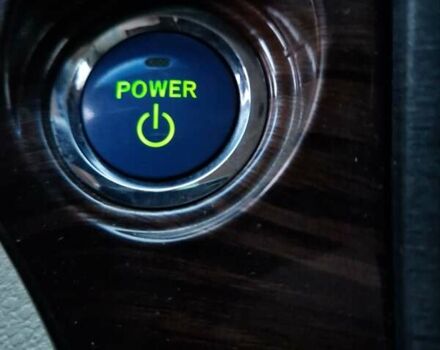 Белый Тойота Алфард, объемом двигателя 2.36 л и пробегом 197 тыс. км за 18700 $, фото 34 на Automoto.ua