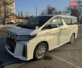 Білий Тойота Алфард, об'ємом двигуна 2.5 л та пробігом 60 тис. км за 44900 $, фото 1 на Automoto.ua