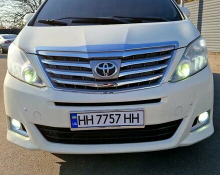 Білий Тойота Алфард, об'ємом двигуна 2.36 л та пробігом 197 тис. км за 18700 $, фото 1 на Automoto.ua