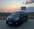 Черный Тойота Алфард, объемом двигателя 2.4 л и пробегом 333 тыс. км за 11500 $, фото 1 на Automoto.ua