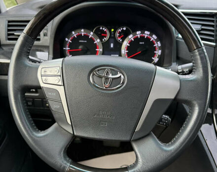 Чорний Тойота Алфард, об'ємом двигуна 2.4 л та пробігом 78 тис. км за 18800 $, фото 67 на Automoto.ua