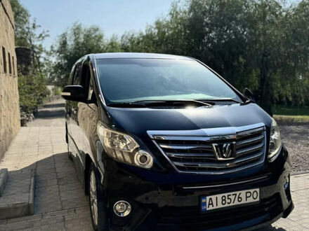 Черный Тойота Алфард, объемом двигателя 2.36 л и пробегом 165 тыс. км за 17700 $, фото 1 на Automoto.ua