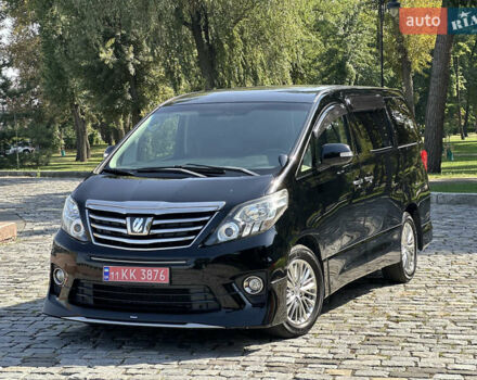 Черный Тойота Алфард, объемом двигателя 2.4 л и пробегом 78 тыс. км за 17950 $, фото 1 на Automoto.ua