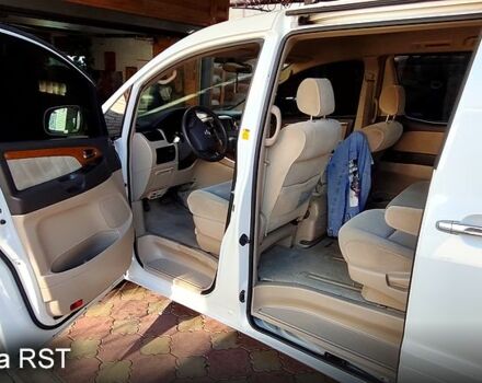 Тойота Алфард, объемом двигателя 2.4 л и пробегом 240 тыс. км за 13500 $, фото 7 на Automoto.ua