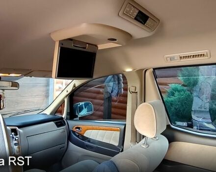 Тойота Алфард, объемом двигателя 2.4 л и пробегом 240 тыс. км за 13500 $, фото 3 на Automoto.ua