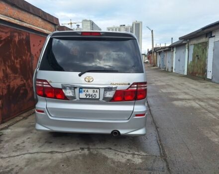 Серый Тойота Алфард, объемом двигателя 3 л и пробегом 205 тыс. км за 11000 $, фото 2 на Automoto.ua