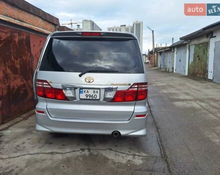 Серый Тойота Алфард, объемом двигателя 3 л и пробегом 205 тыс. км за 11000 $, фото 2 на Automoto.ua