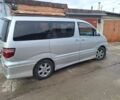 Серый Тойота Алфард, объемом двигателя 3 л и пробегом 205 тыс. км за 11000 $, фото 1 на Automoto.ua