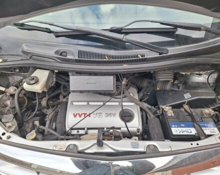 Серый Тойота Алфард, объемом двигателя 3 л и пробегом 205 тыс. км за 11000 $, фото 7 на Automoto.ua