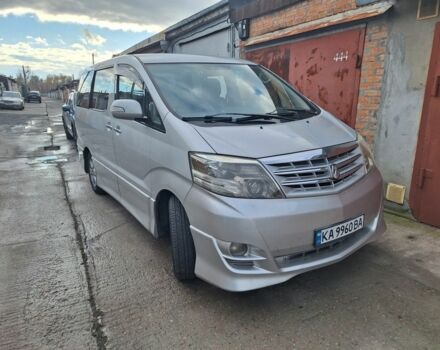 Серый Тойота Алфард, объемом двигателя 3 л и пробегом 205 тыс. км за 11000 $, фото 1 на Automoto.ua
