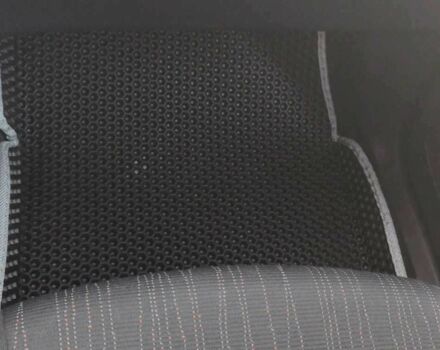 Серый Тойота Атлецца, объемом двигателя 1.6 л и пробегом 1000 тыс. км за 6200 $, фото 10 на Automoto.ua