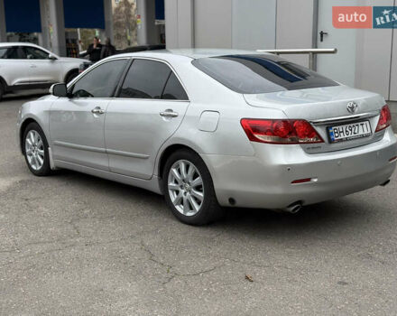Серый Тойота Аурион, объемом двигателя 3.5 л и пробегом 177 тыс. км за 4777 $, фото 2 на Automoto.ua