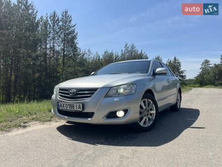 Сірий Тойота Ауріон, об'ємом двигуна 3.5 л та пробігом 218 тис. км за 9000 $, фото 1 на Automoto.ua