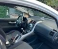 Белый Тойота Аурис, объемом двигателя 1.4 л и пробегом 252 тыс. км за 6000 $, фото 7 на Automoto.ua